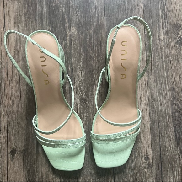 Unisa Mint Green Strappy Sandals - Picture 4 of 4